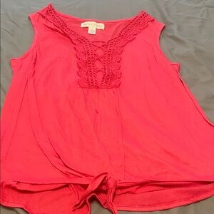 New York Laundry Red Lace-Detail Short Sleeve Top